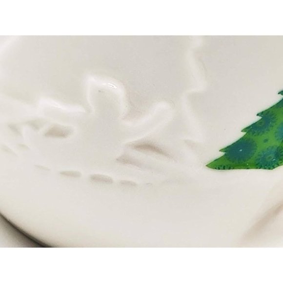 2006 Starbucks Coffee Holiday 2006 White Mug Green Tree...